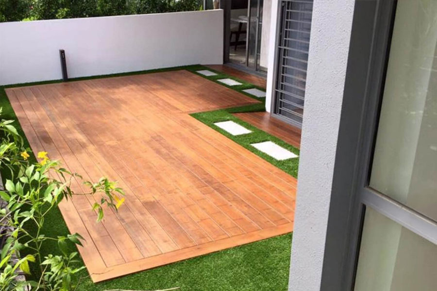 Durable Vinyl Flooring in a Patio